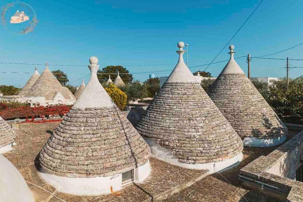 Trulli Nonna Graziella Villa โลโกโรตอนโด ภายนอก รูปภาพ