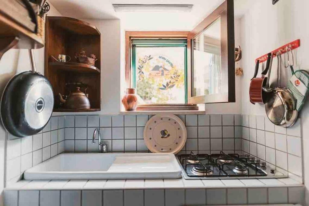 Trulli Nonna Graziella Villa โลโกโรตอนโด ภายนอก รูปภาพ