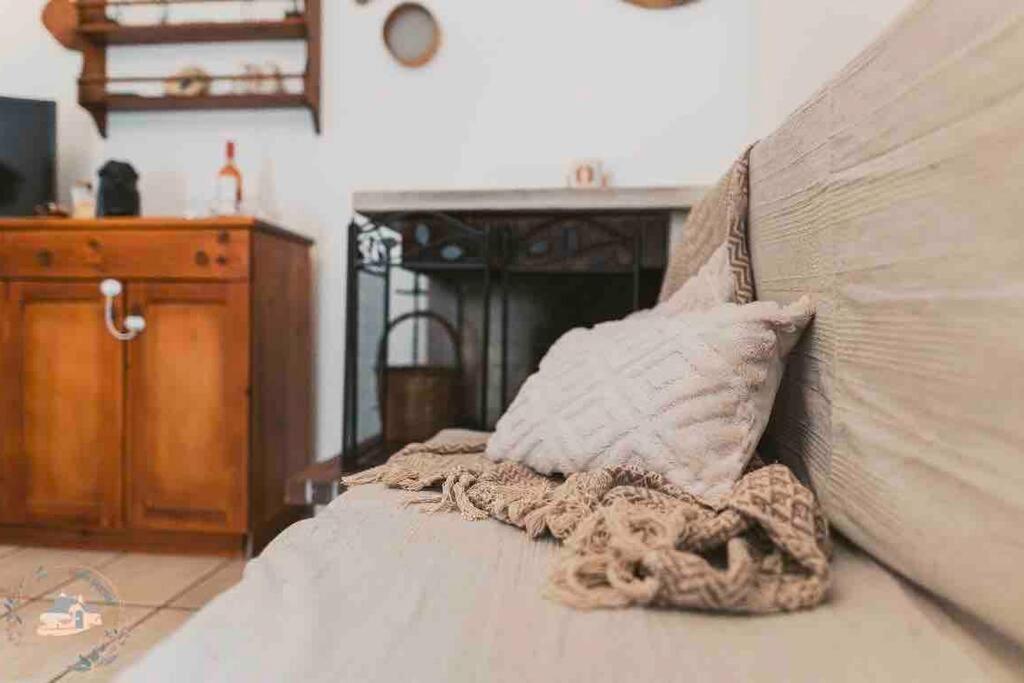 Trulli Nonna Graziella Villa โลโกโรตอนโด ภายนอก รูปภาพ