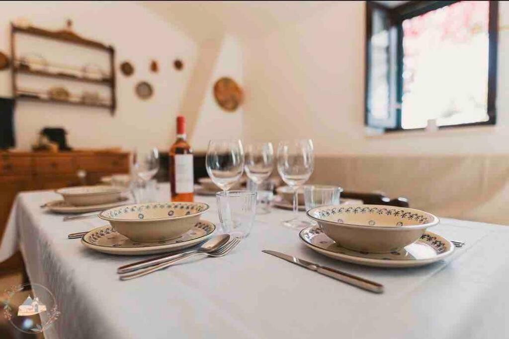 Trulli Nonna Graziella Villa โลโกโรตอนโด ภายนอก รูปภาพ